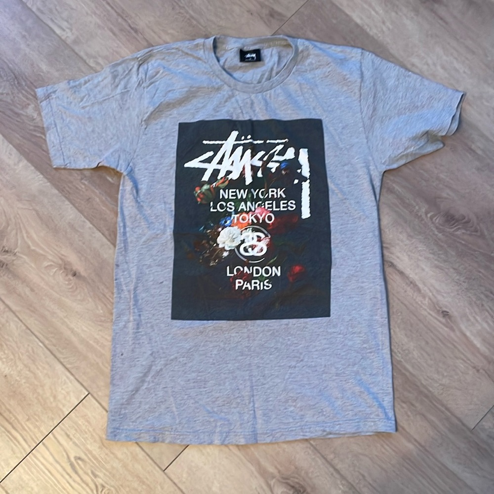 Stussy mens T shirt